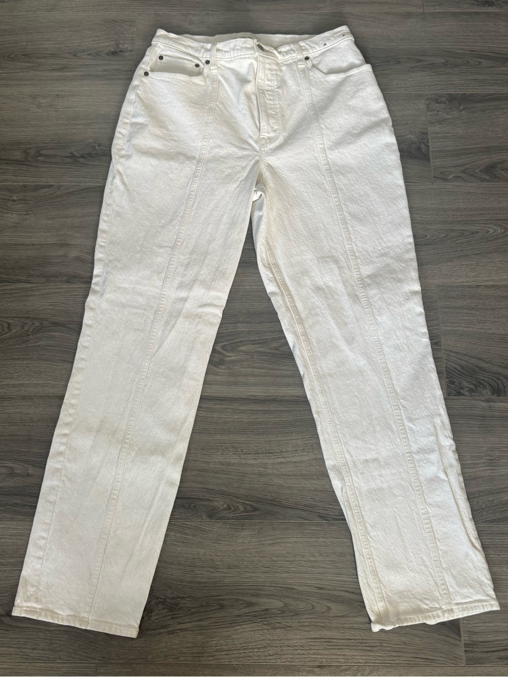 Abercrombie & Fitch The ‘90s Straight Ultra High Rise Jeans
